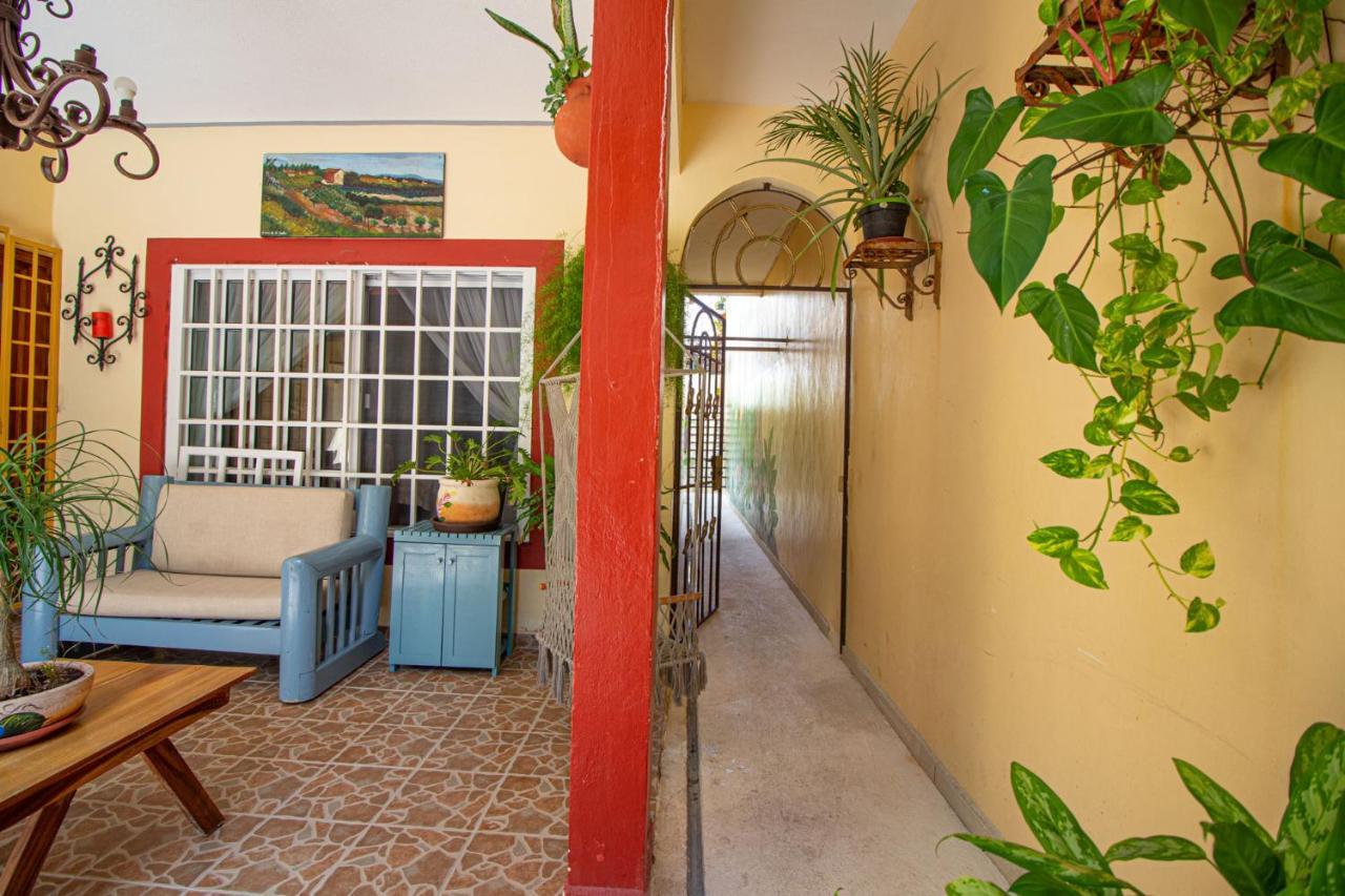 Hotel La Casa Del Almendro Playa del Carmen Exterior foto
