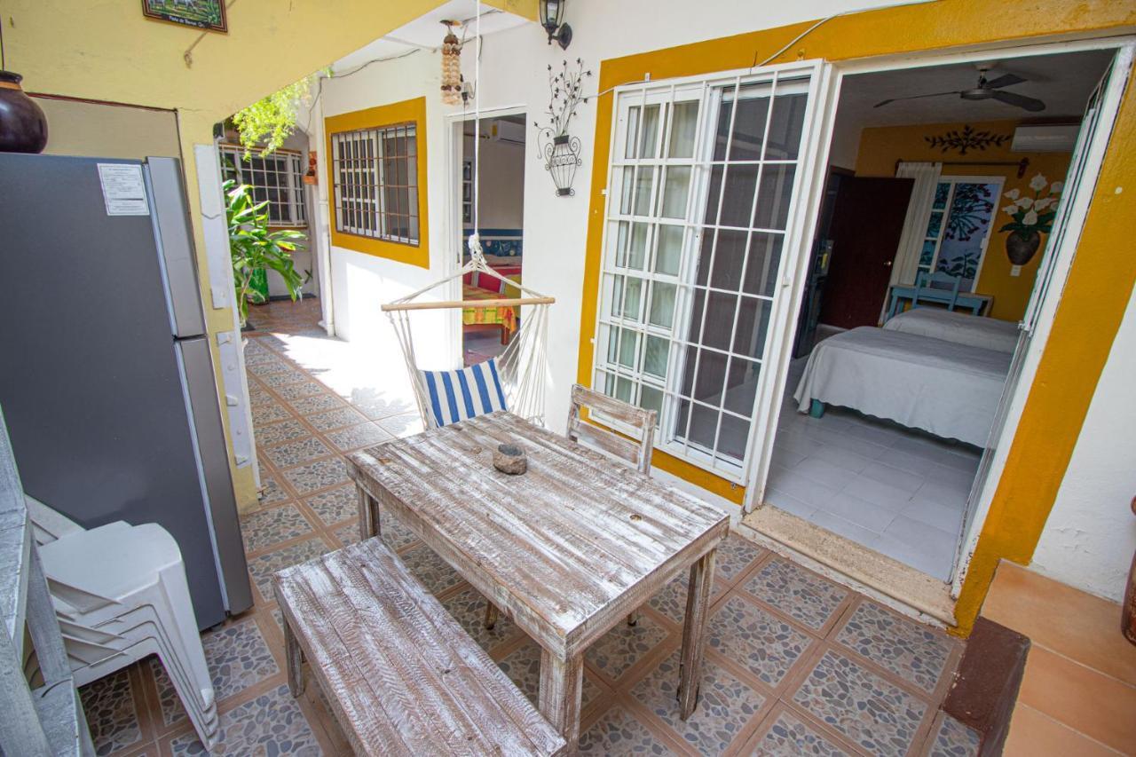 Hotel La Casa Del Almendro Playa del Carmen Exterior foto